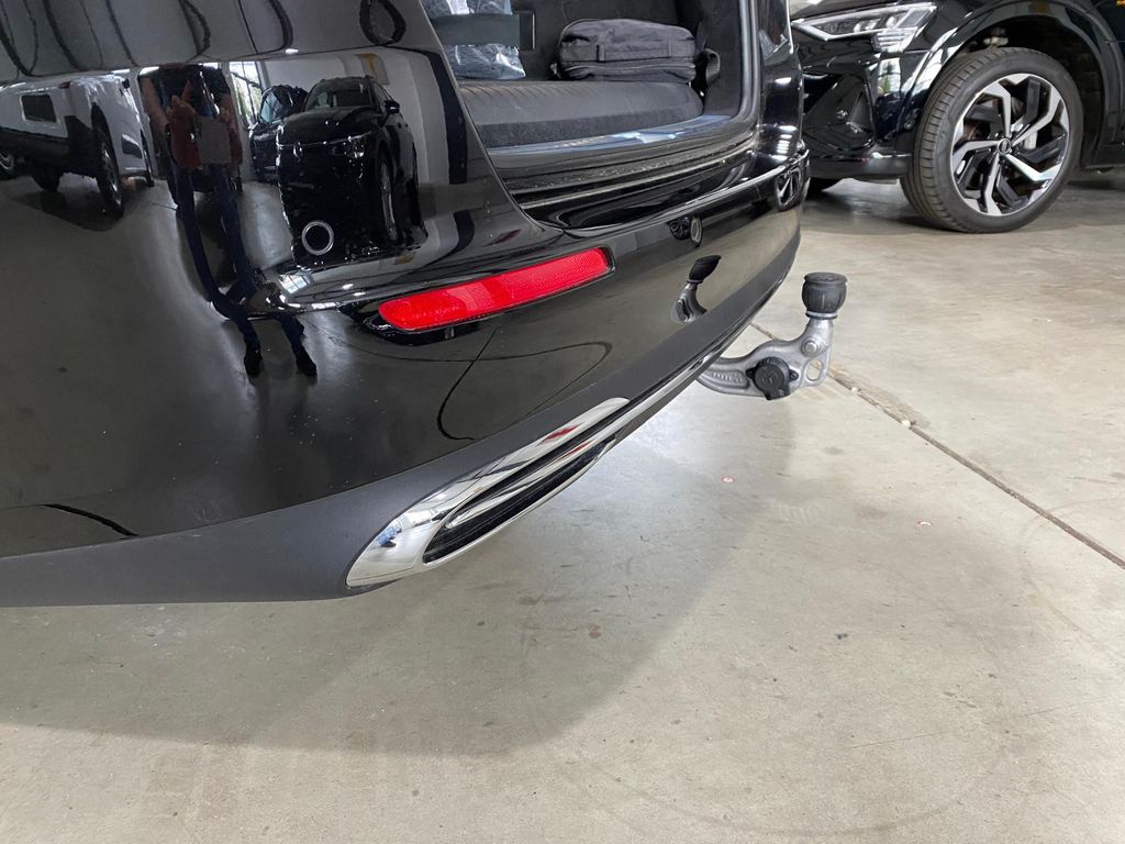 Mercedes-Benz E 300 2024