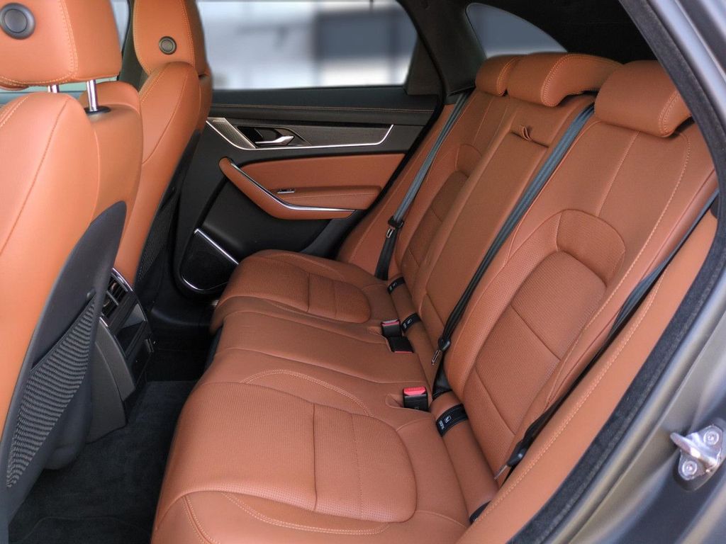 Jaguar F-Pace 2022