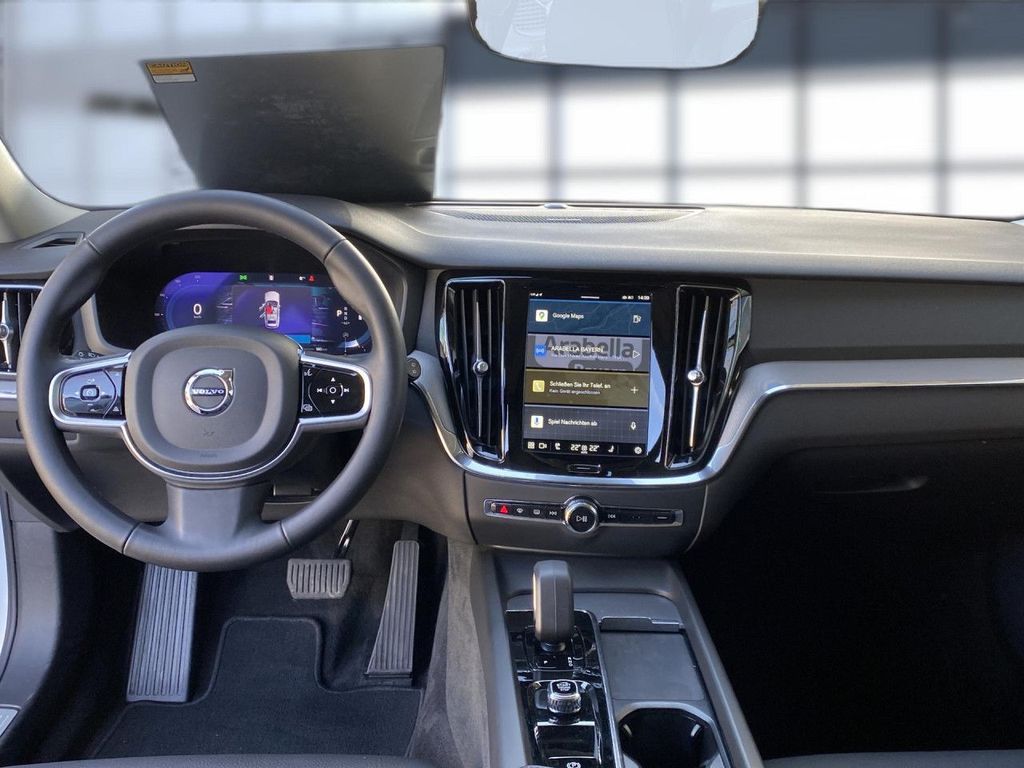 Volvo V60 Cross Country 2024