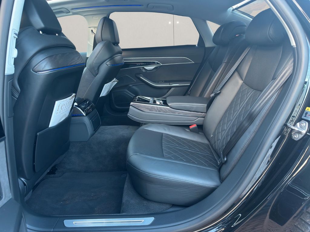 Audi A8 2023