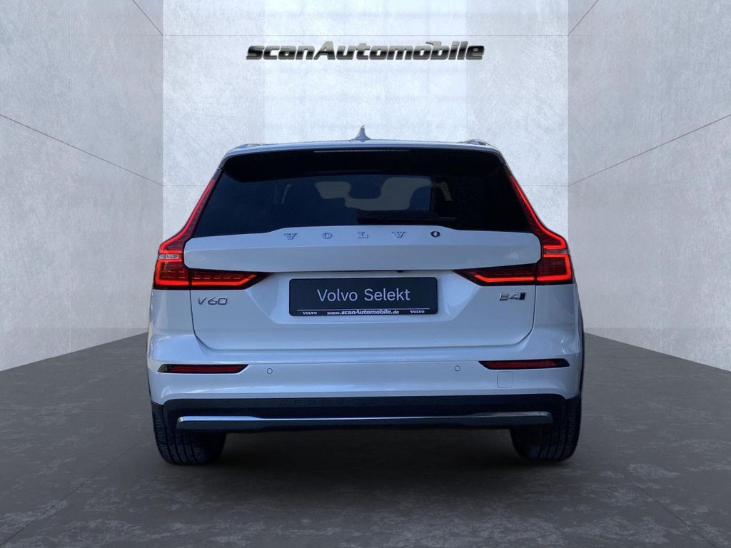 Volvo V60 Cross Country 2024