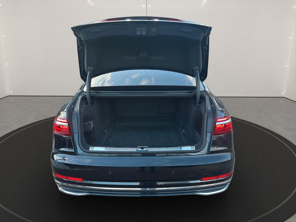 Audi A8 2023
