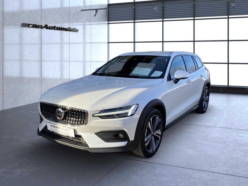 Volvo V60 Cross Country 2024