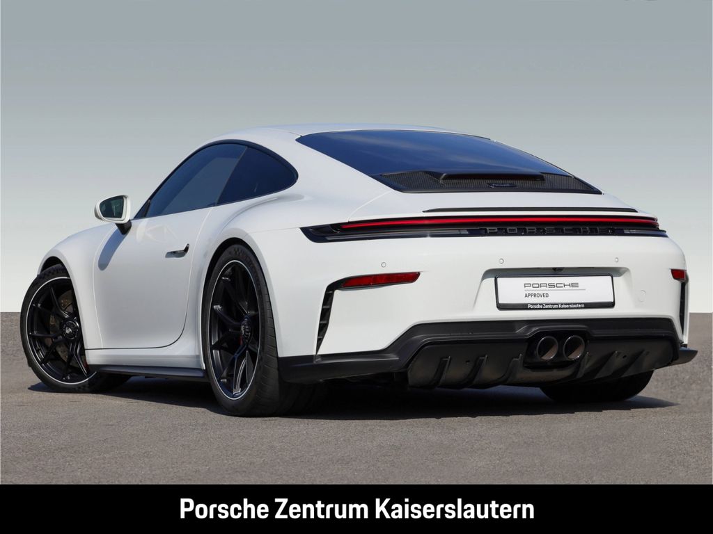 Porsche 992 2025