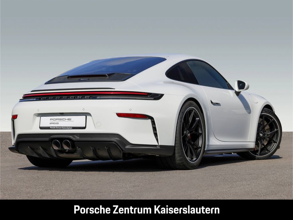 Porsche 992 2025