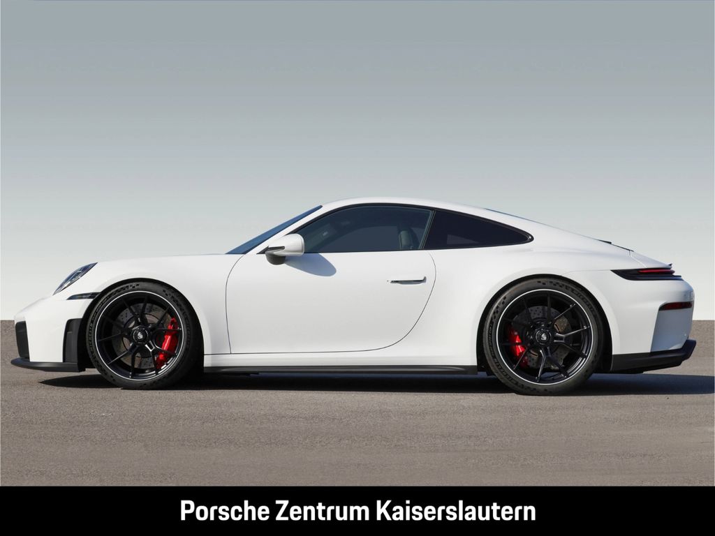 Porsche 992 2025