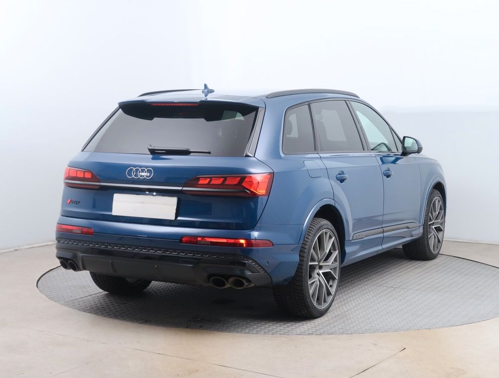 Audi SQ7 2024