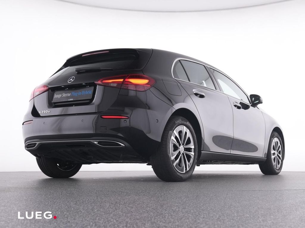 Mercedes-Benz A 250 2025