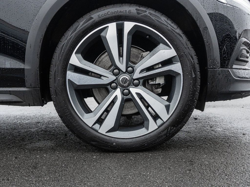 Volvo V60 Cross Country 2023