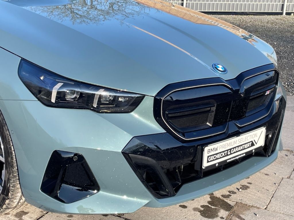 BMW i5 2024