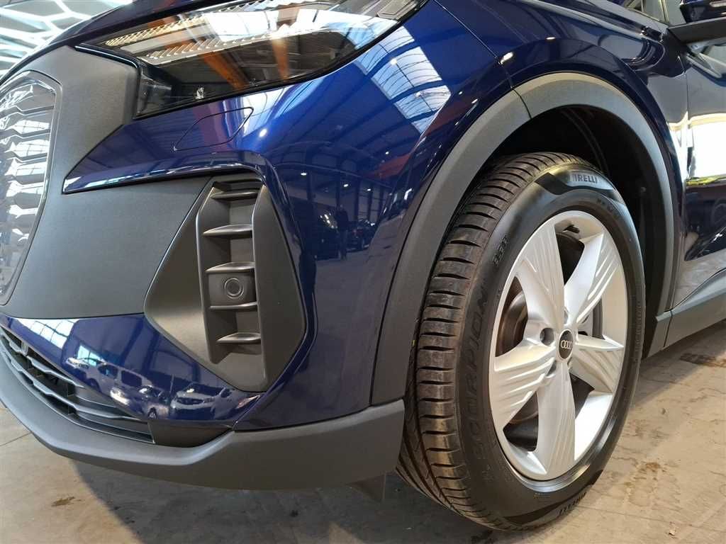 Audi Q4 e-tron 2023