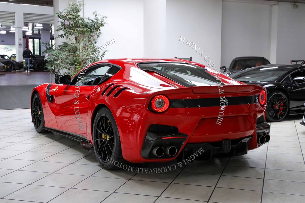 Ferrari F12 2015