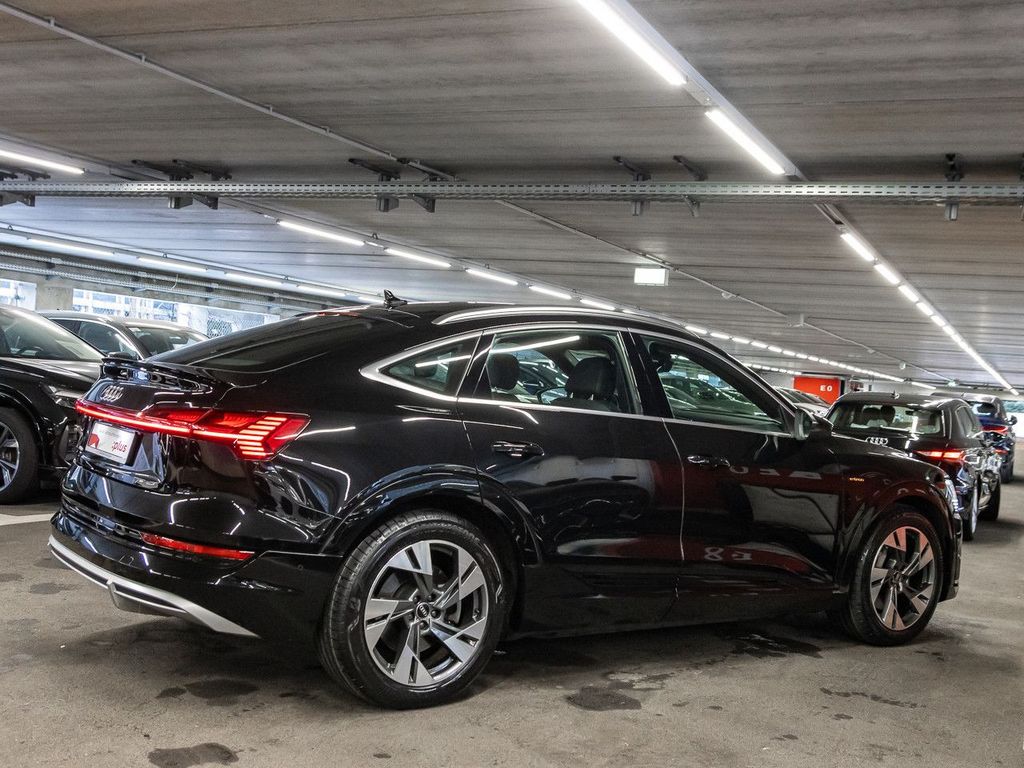 Audi e-tron 2022