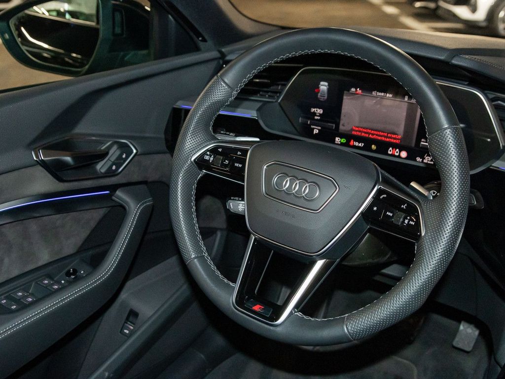 Audi e-tron 2022