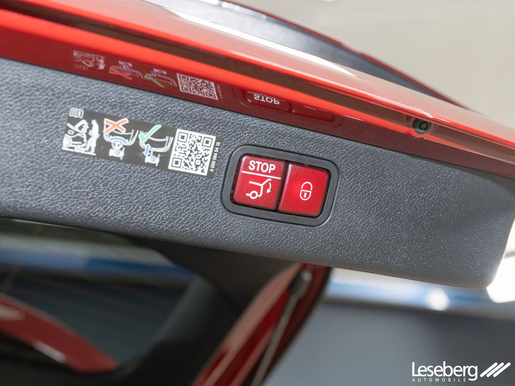 Mercedes-Benz E 300 2025