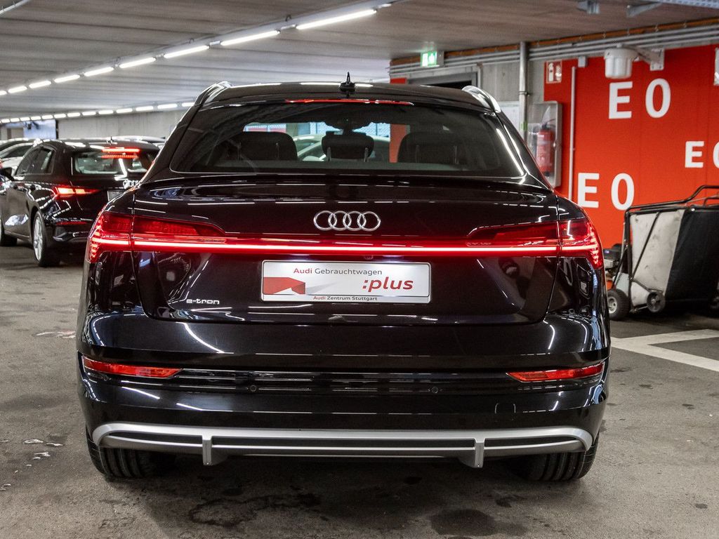 Audi e-tron 2022