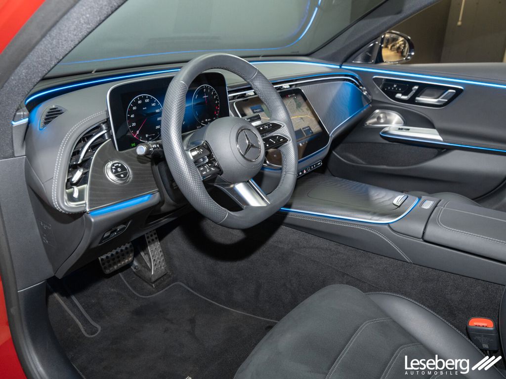 Mercedes-Benz E 300 2025