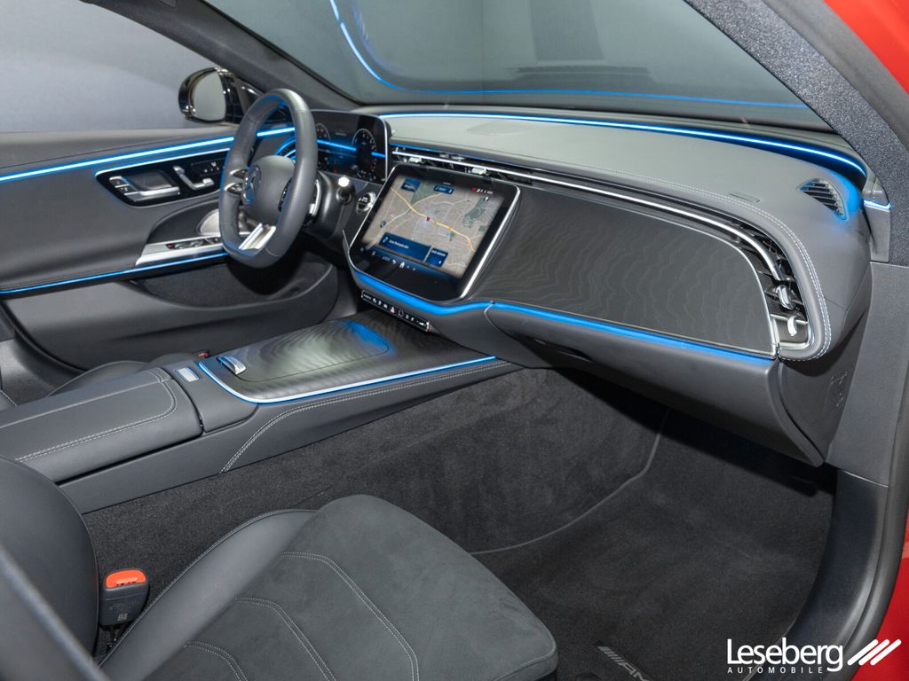 Mercedes-Benz E 300 2025