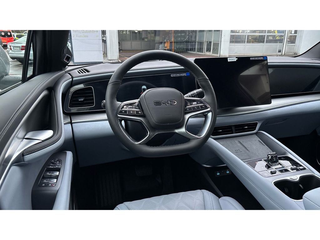 BYD SEALION 7 2025