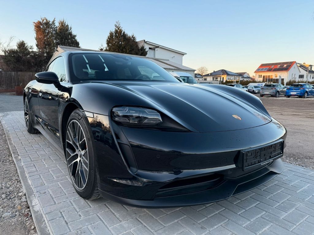 Porsche Taycan 2021