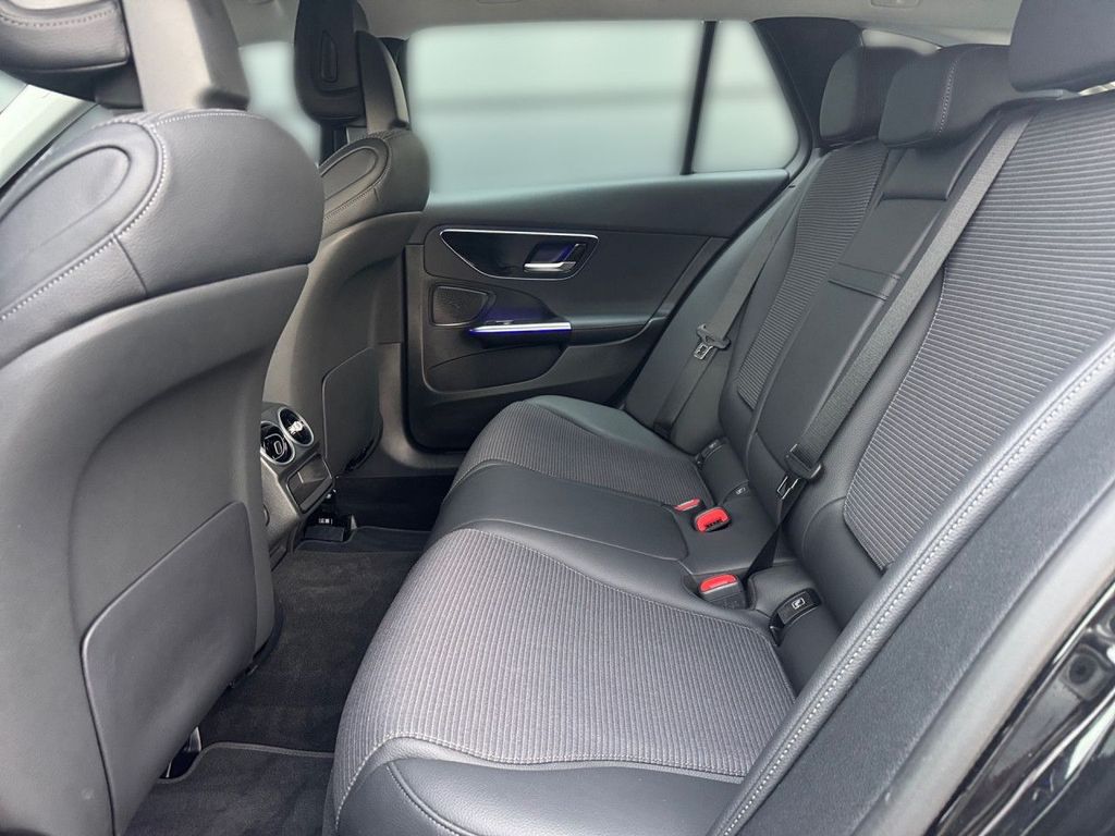 Mercedes-Benz C 220 2024