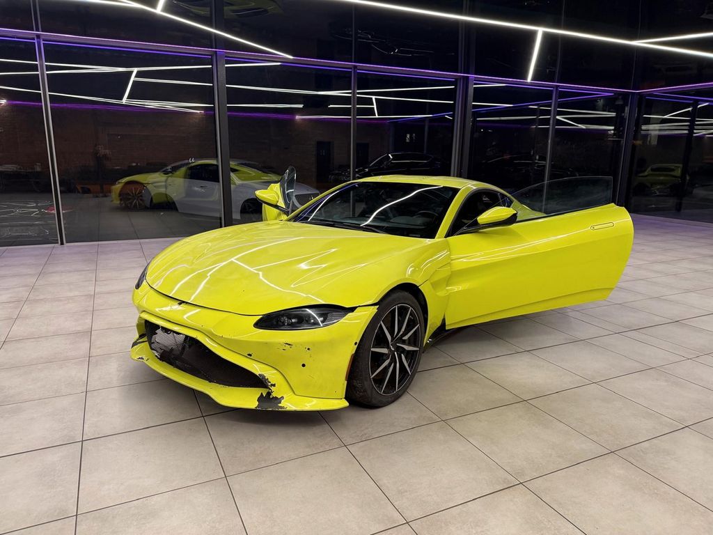Aston Martin V8 Vantage 2020