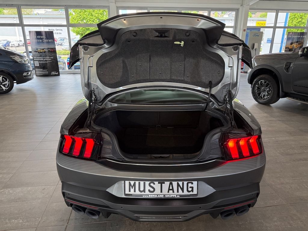 Ford Mustang 2025