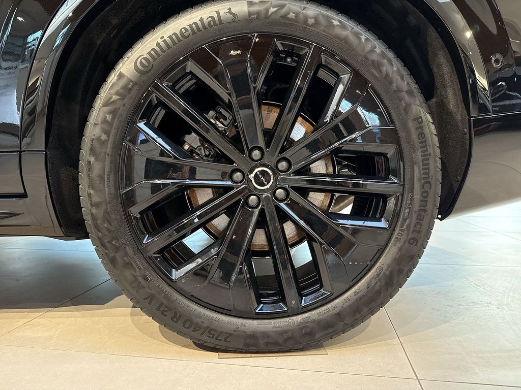 Volvo XC90 2025