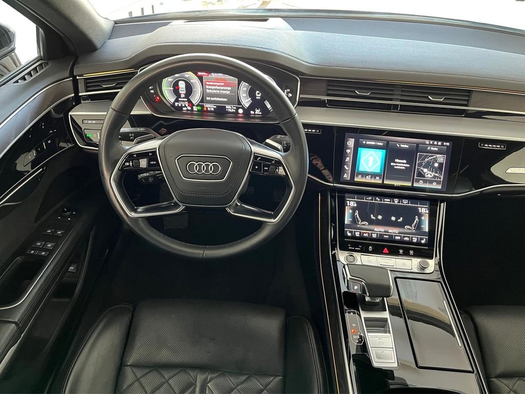 Audi A8 2021
