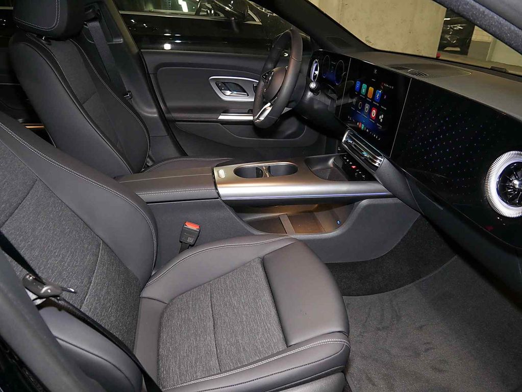 Mercedes-Benz CLA 250 2026