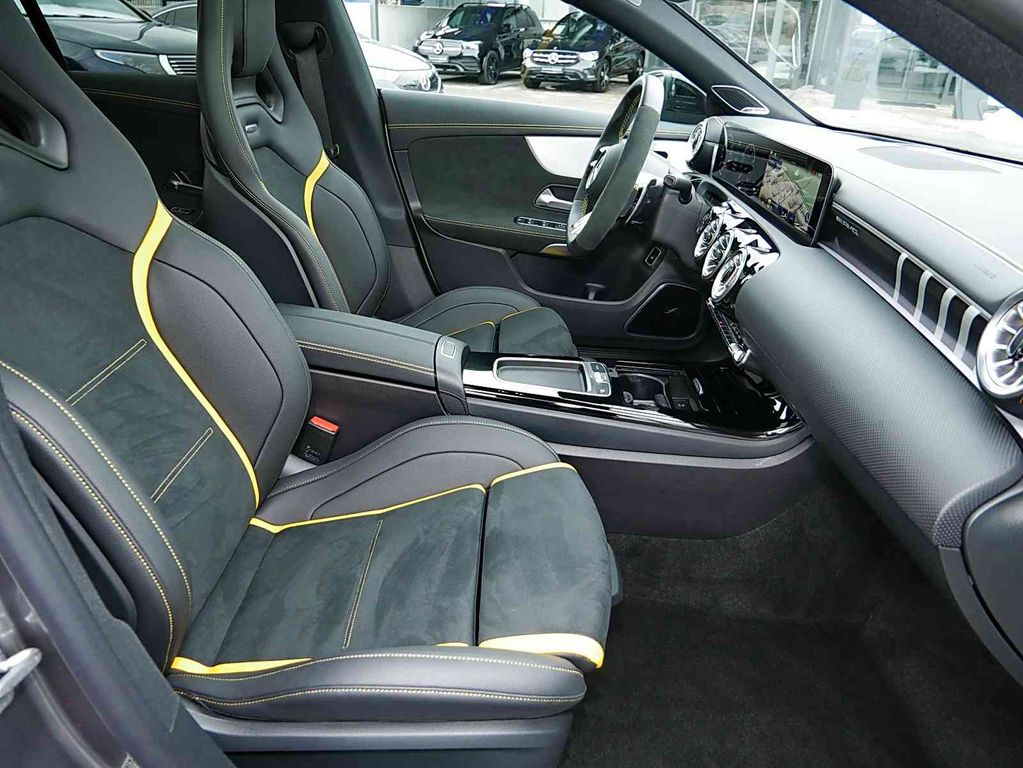Mercedes-Benz CLA 45 AMG 2024