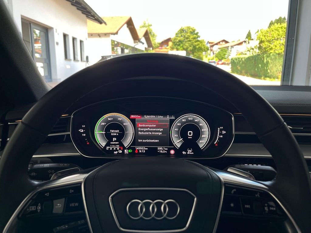 Audi A8 2021
