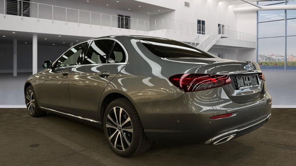 Mercedes-Benz E 300 2022