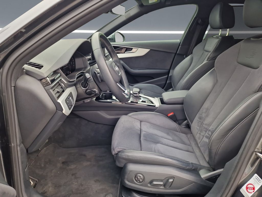 Audi A4 2023