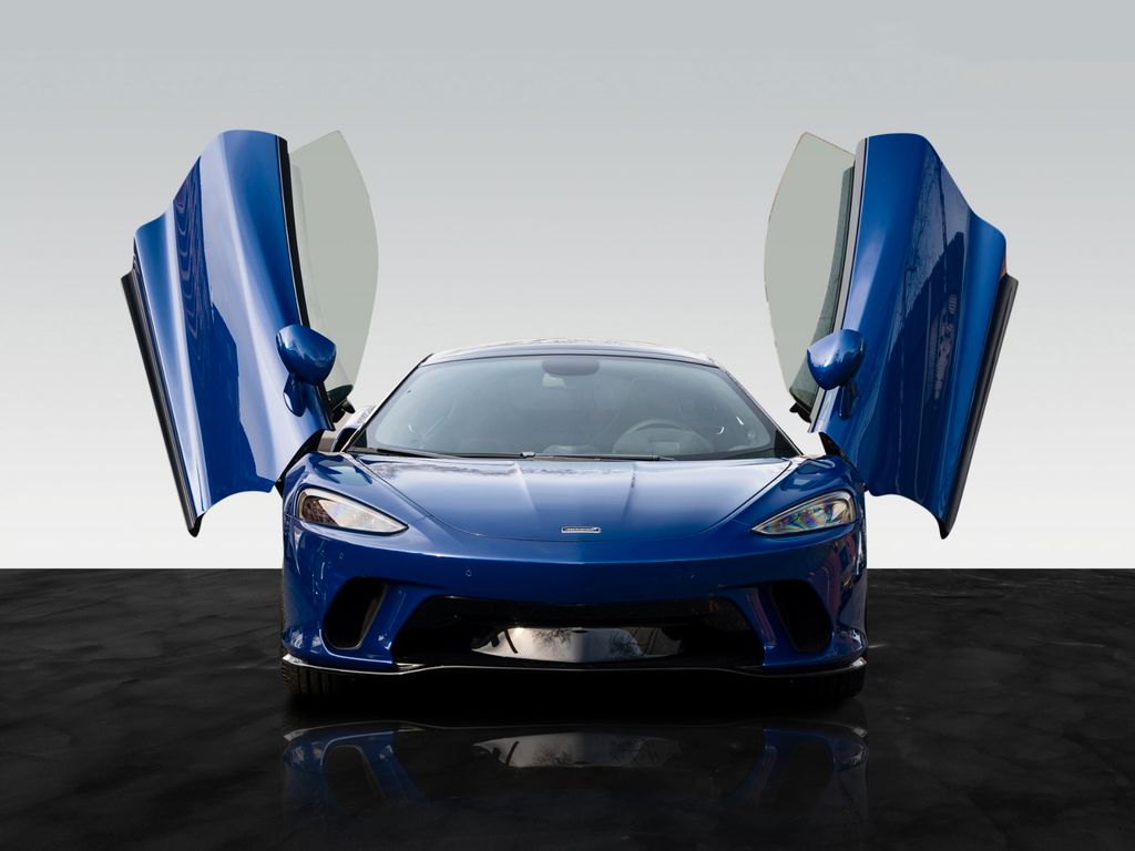 McLaren GT 2023