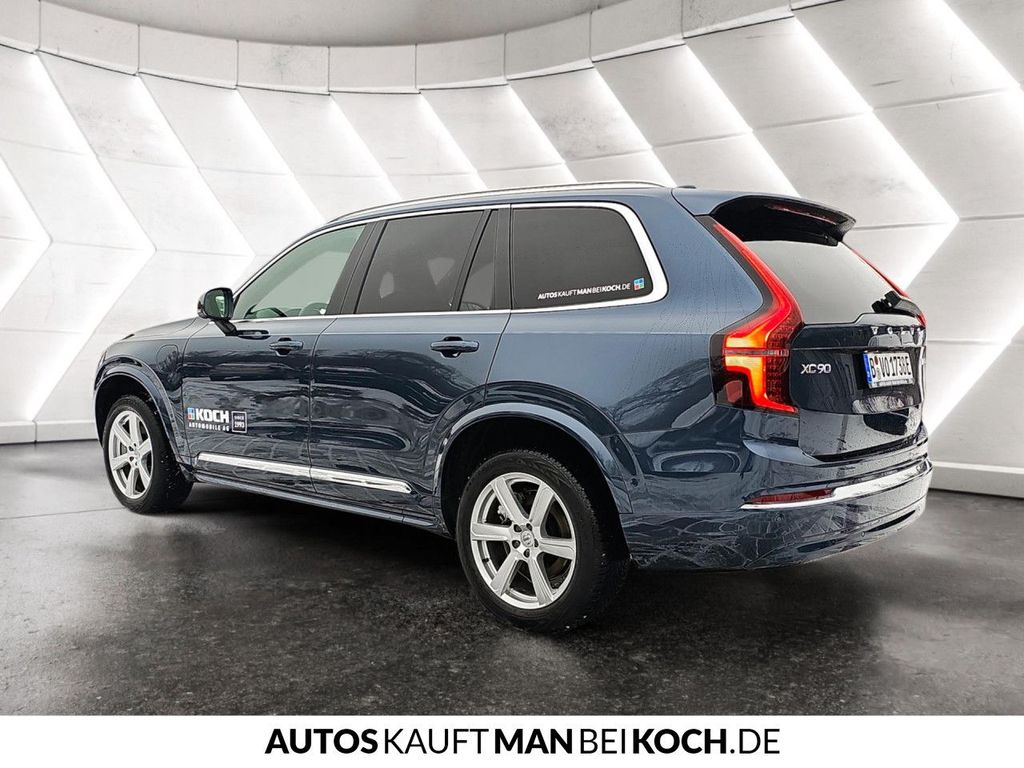 Volvo XC90 2025