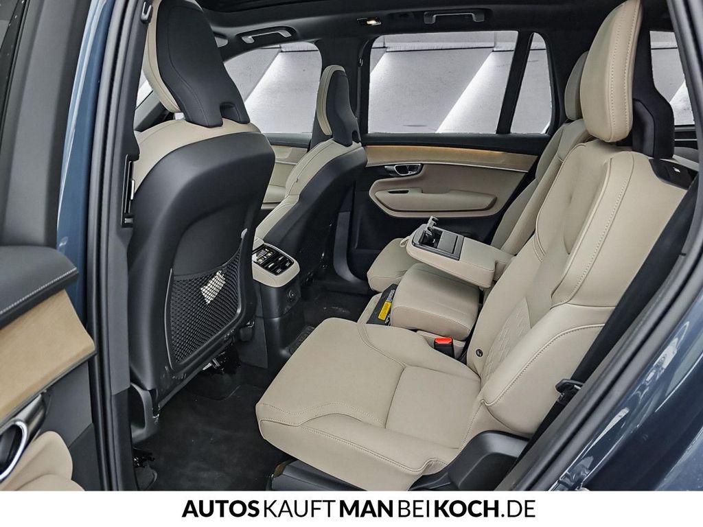 Volvo XC90 2025