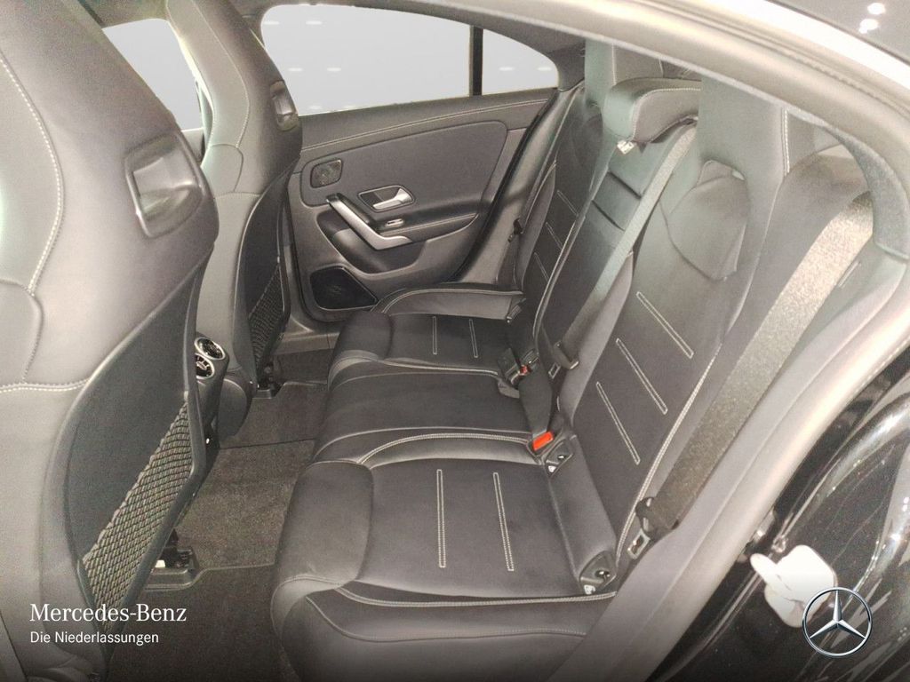 Mercedes-Benz CLA 35 AMG 2024