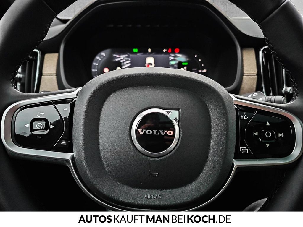 Volvo XC90 2025