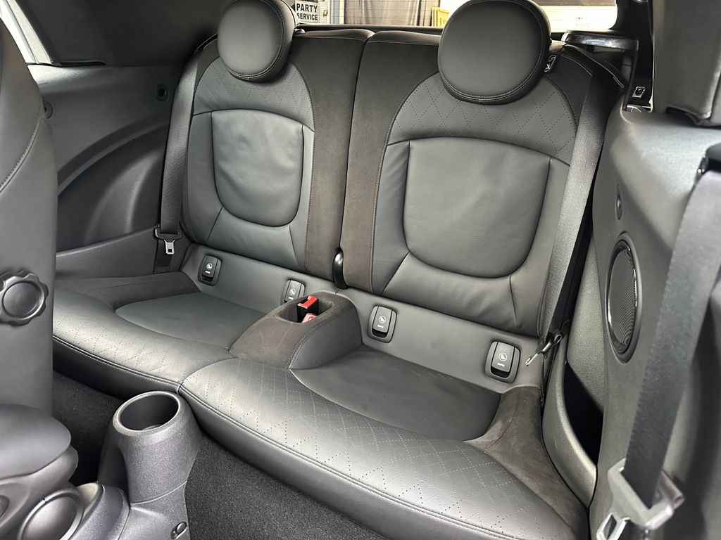 MINI Cooper S Cabrio 2023