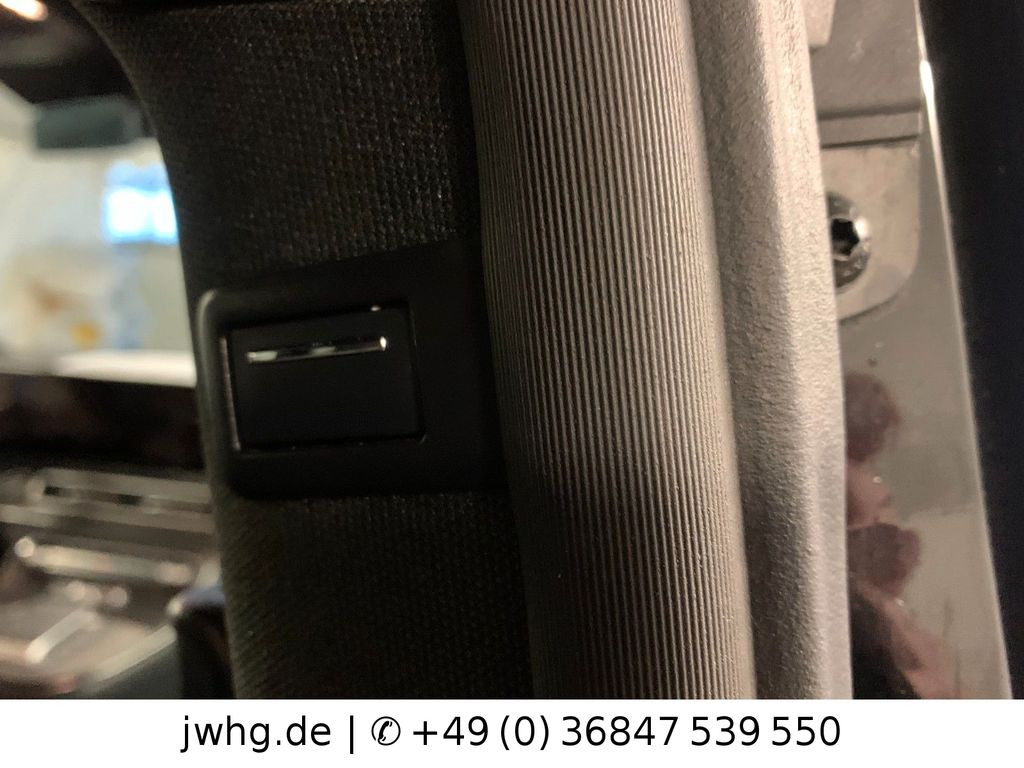 Mercedes-Benz V 300 2024