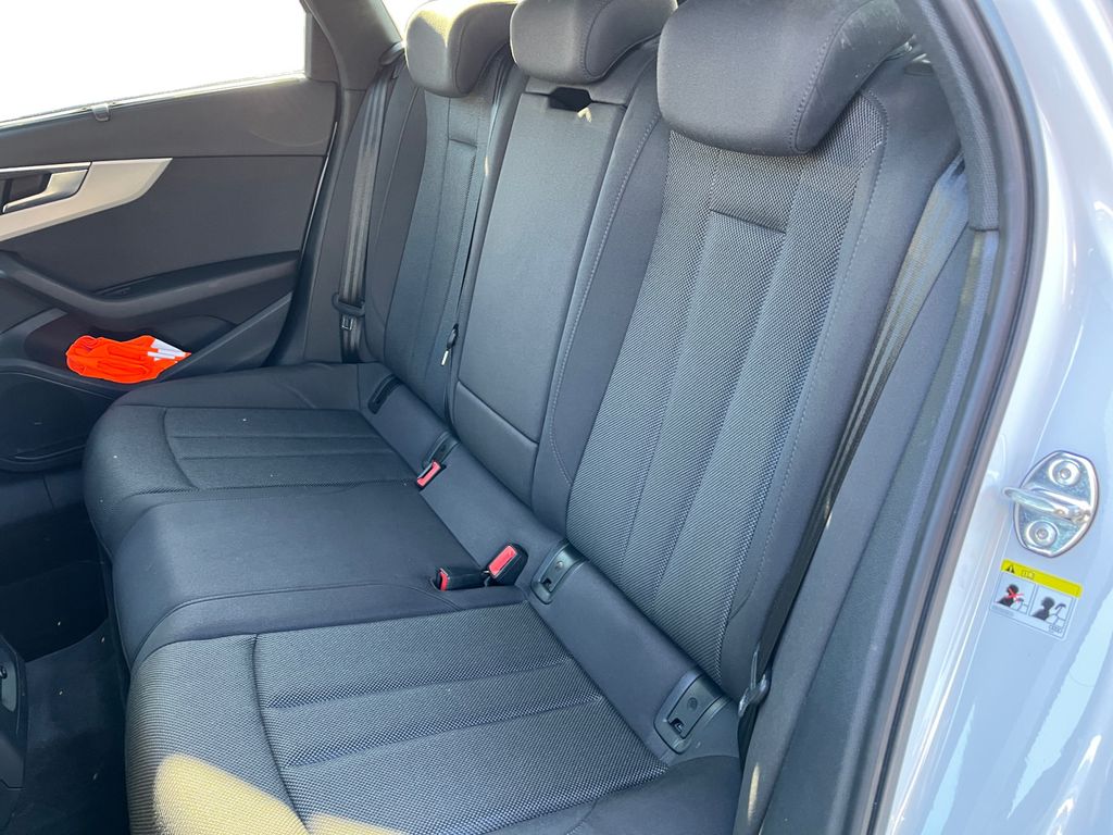 Audi A4 2022