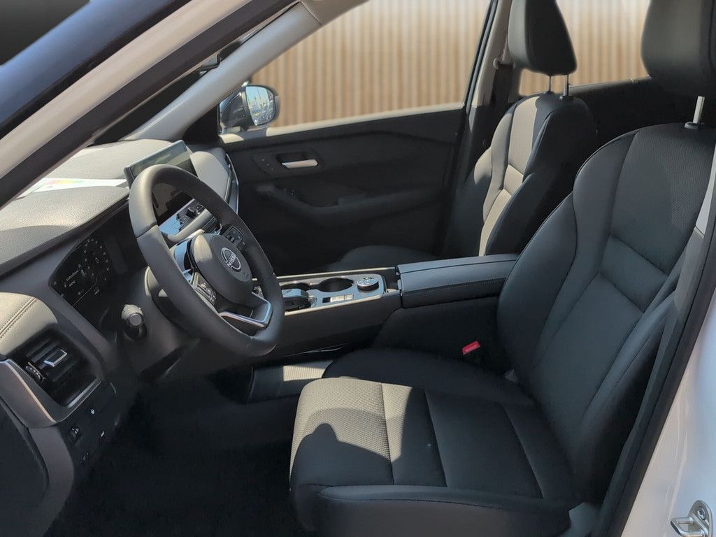 Nissan X-Trail 2025