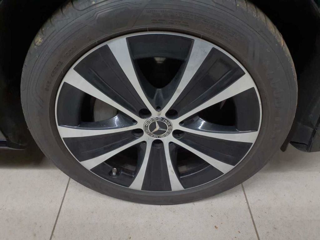 Mercedes-Benz E 300 2021