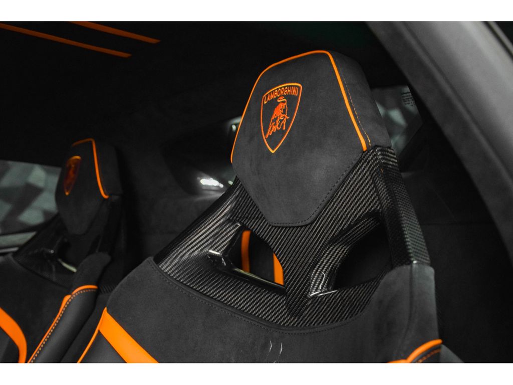 Lamborghini Huracán 2023