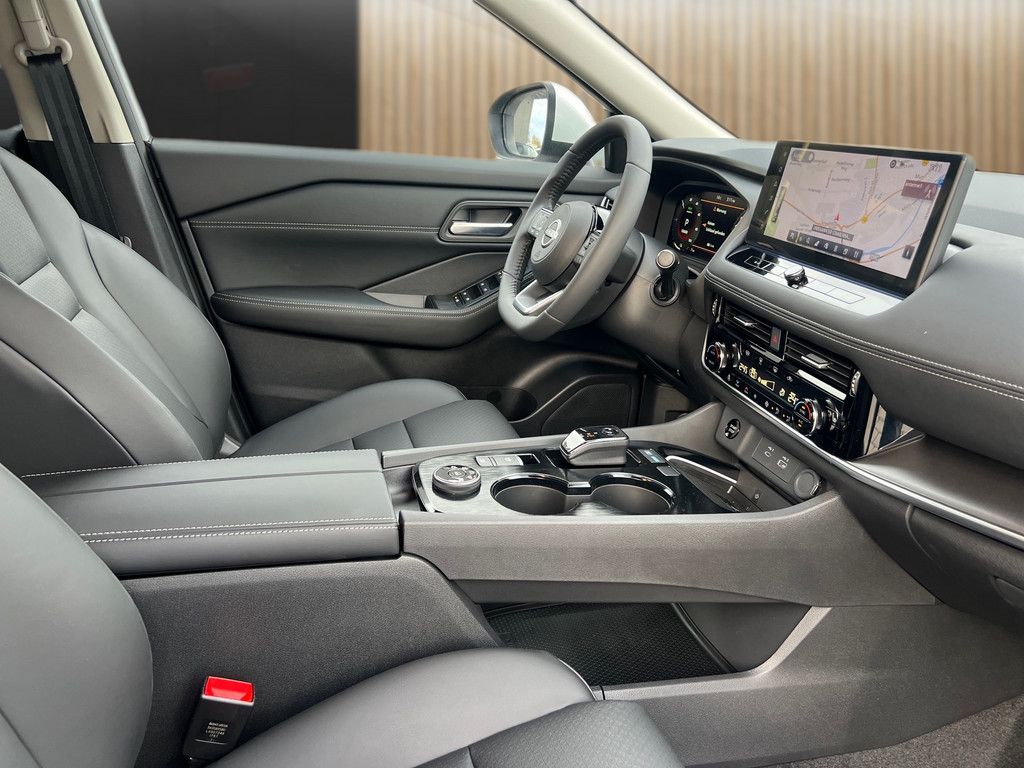 Nissan X-Trail 2025