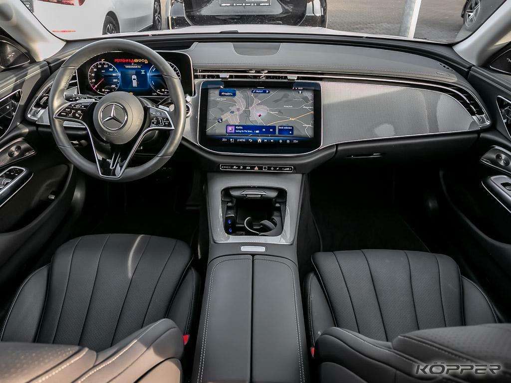 Mercedes-Benz E 300 2025