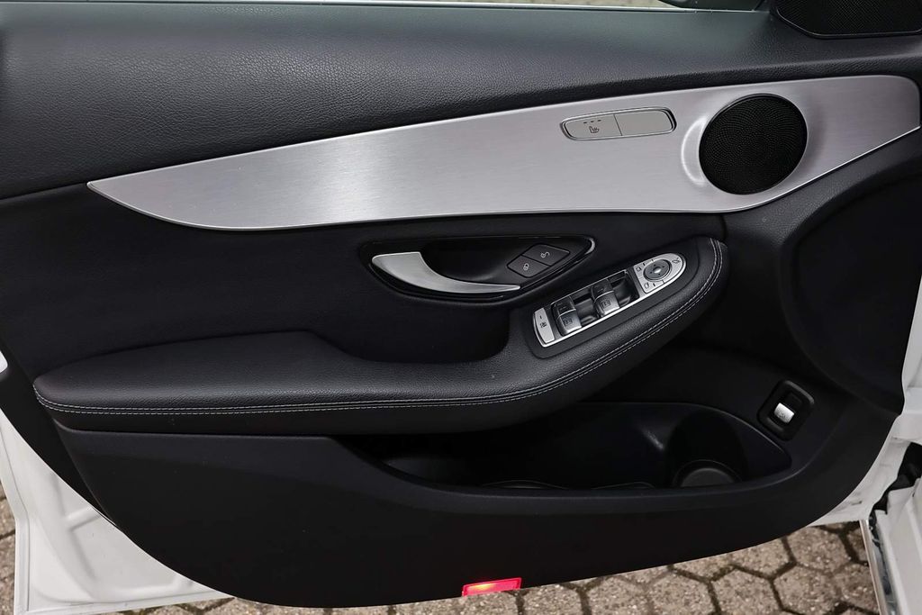 Mercedes-Benz C 300 2020