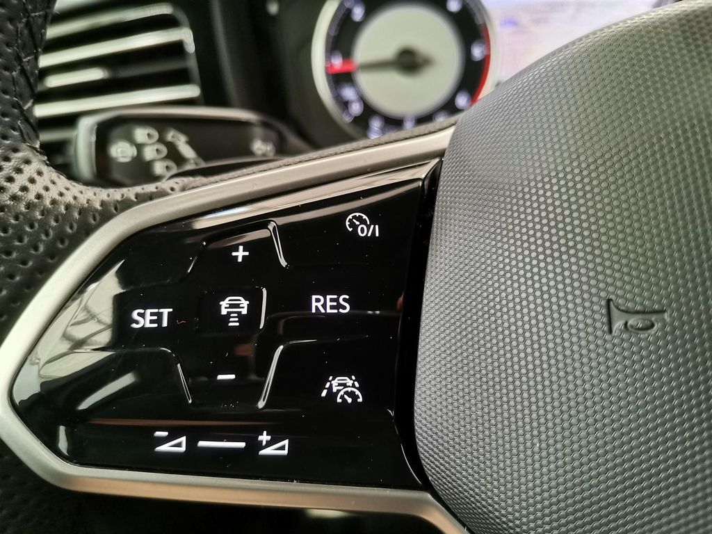 Volkswagen Touareg 2021