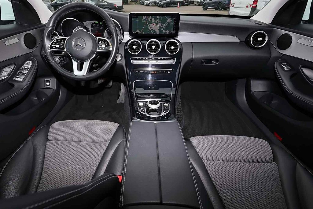 Mercedes-Benz C 300 2020